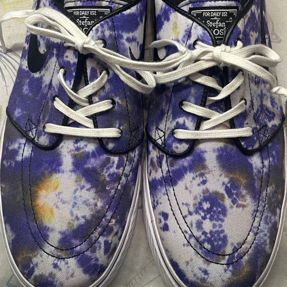 Stefan Janoksis Nike SB Sneakers - Picture 2 of 7